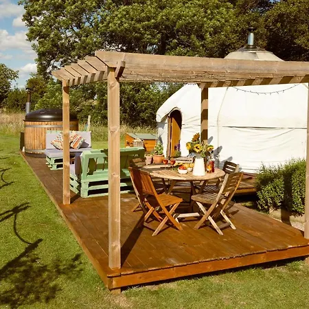 Yurtshire Fountains - Wensley Yurt