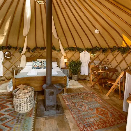 Yurtshire Fountains - Wensley Yurt *